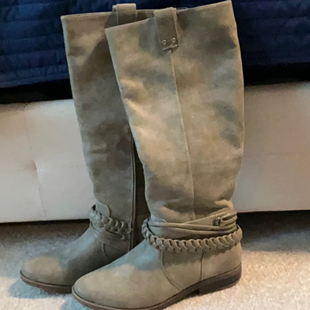 Rampage boots
